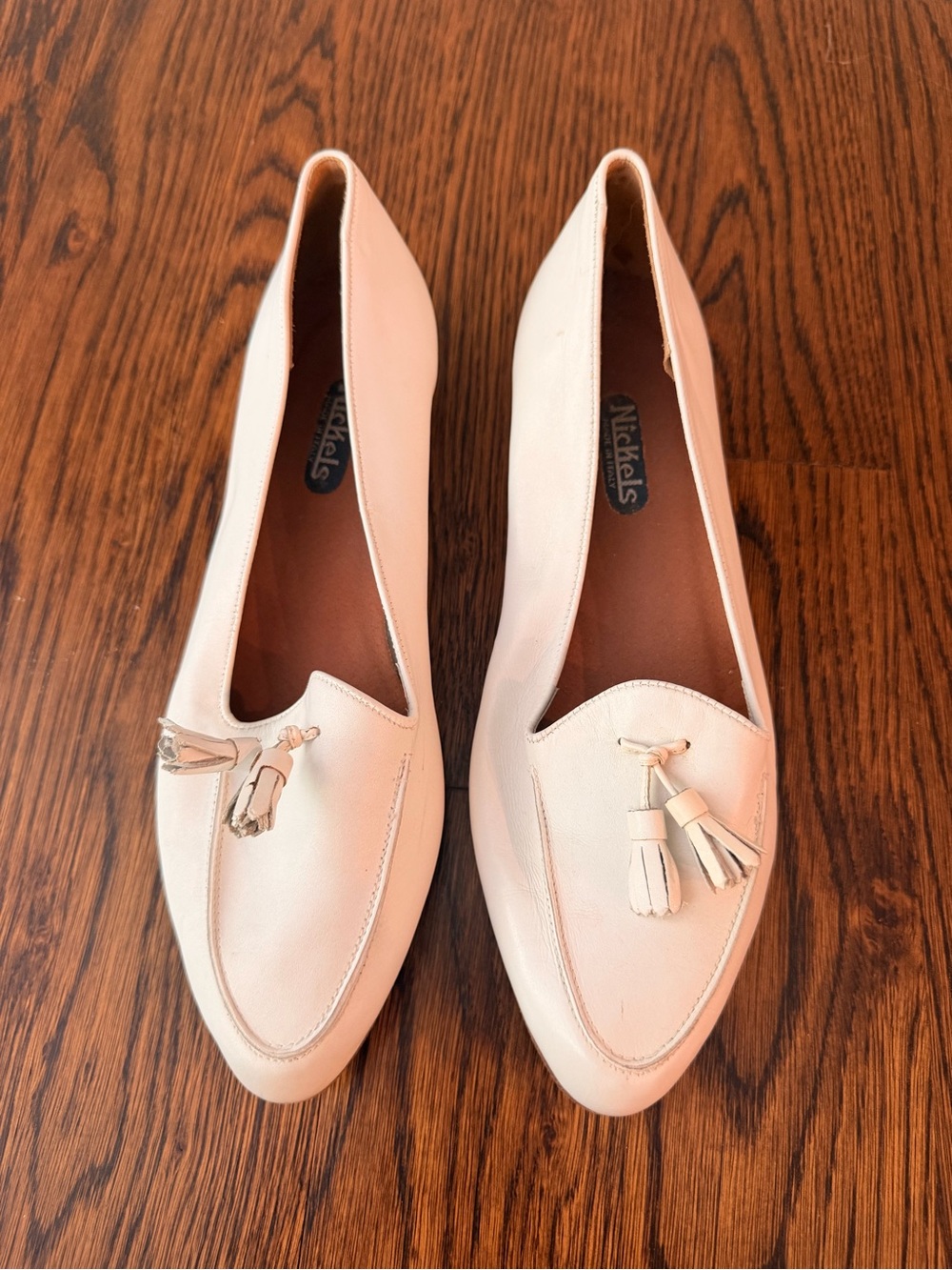 Nickels Women's Cream Tassel Loafers